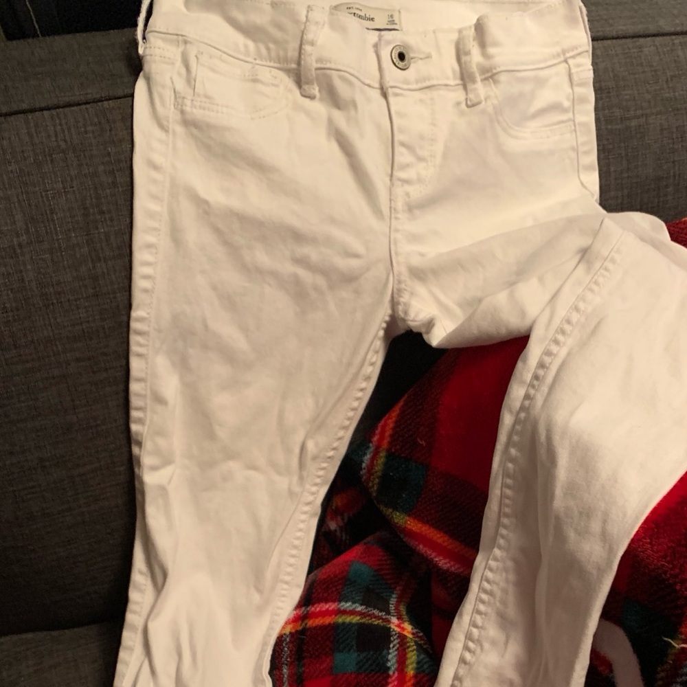⭐️Abercrombie Kids Jeans